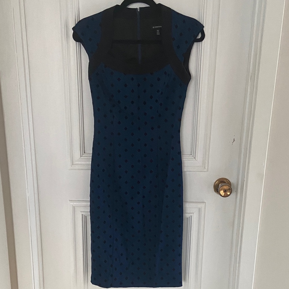 Le chateau Blue and Black Midi Dress